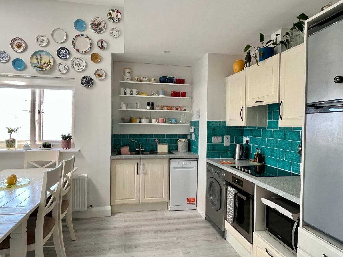 Harbour View Retreat Cro Na Mbo Apartman Midleton Kültér fotó